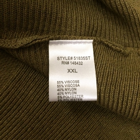 Stitch Fix Pink Clover Drop Shoulder Sweater - Picture 4 of 6